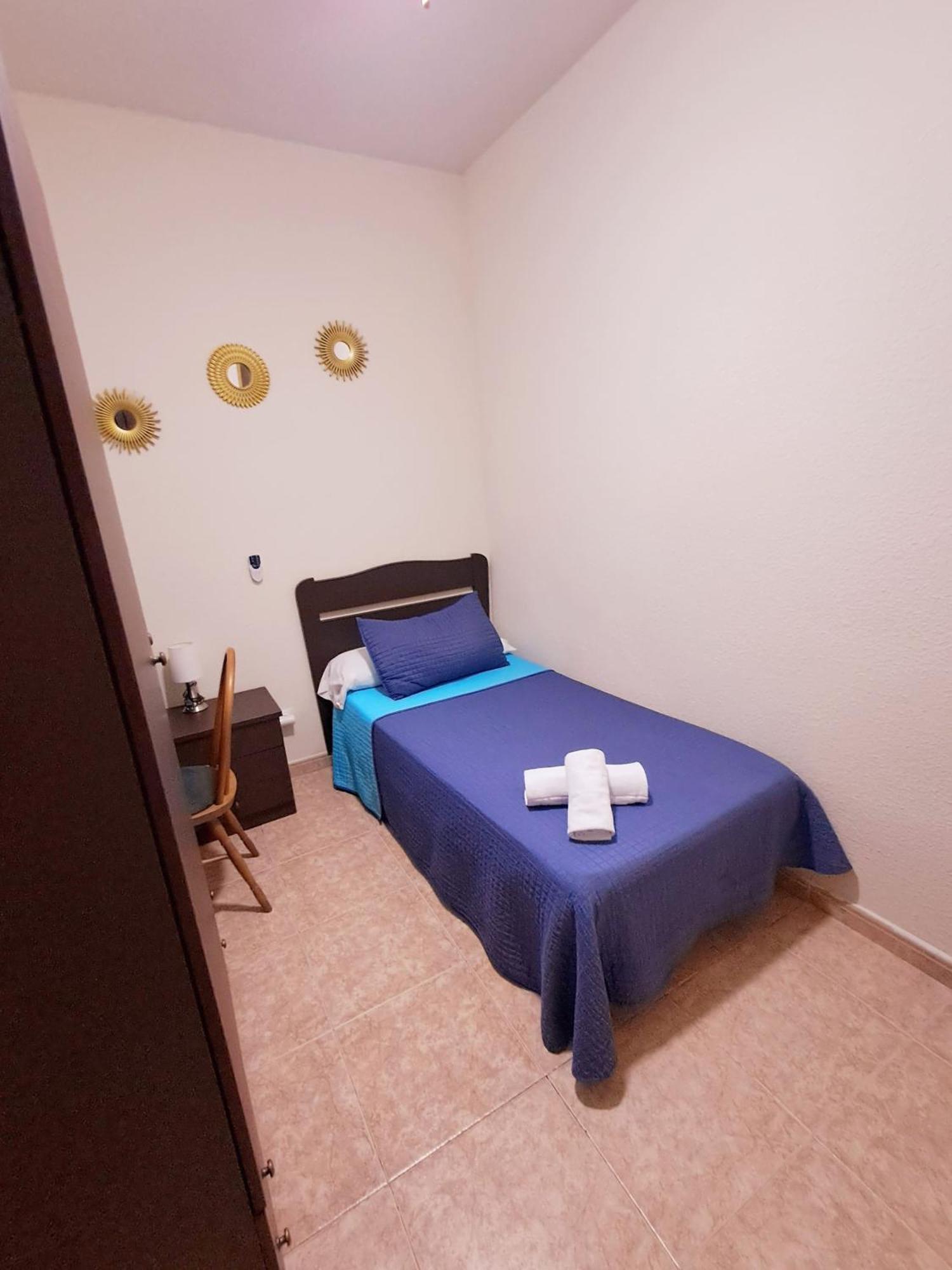 Hostal Dona Maria Valdemoro Eksteriør billede